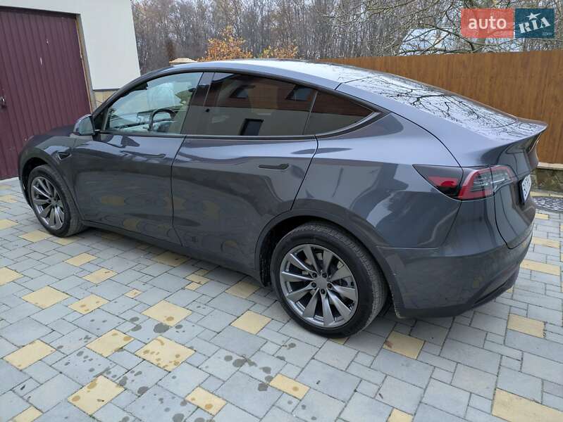 Позашляховик / Кросовер Tesla Model Y 2022 в Тернополі фото 3 Позашляховик / Кросовер Tesla Model Y 2022 в Тернополі