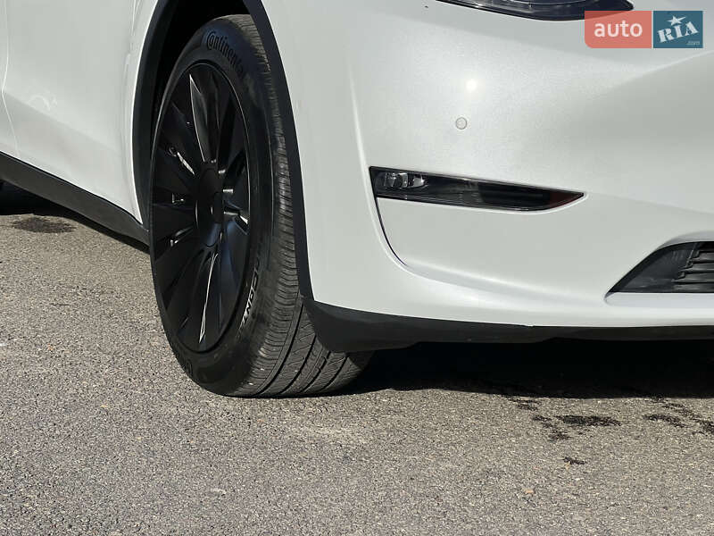 Позашляховик / Кросовер Tesla Model Y 2022 в Самборі