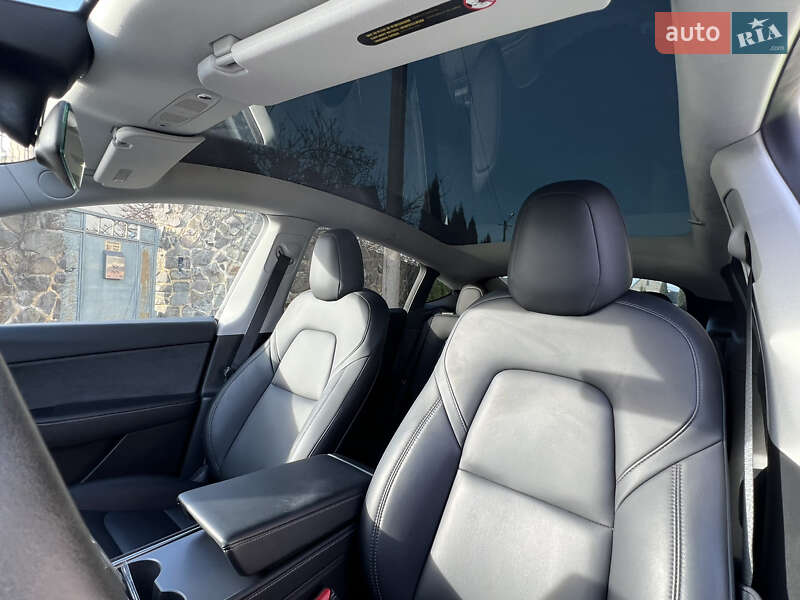 Позашляховик / Кросовер Tesla Model Y 2022 в Самборі