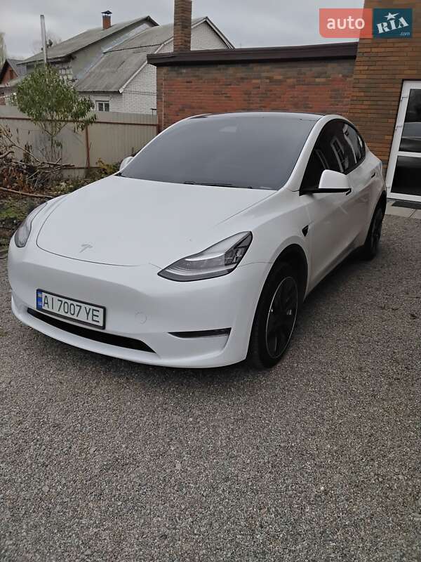 Позашляховик / Кросовер Tesla Model Y 2020 в Києві фото 3 Позашляховик / Кросовер Tesla Model Y 2020 в Києві