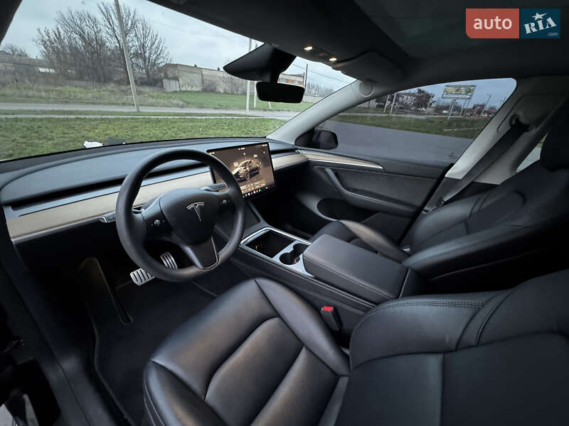 Позашляховик / Кросовер Tesla Model Y 2023 в Києві