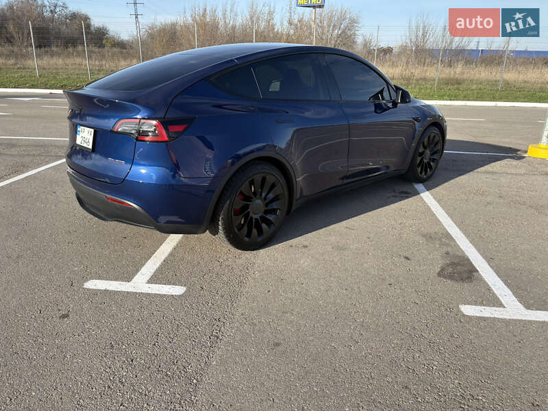 Внедорожник / Кроссовер Tesla Model Y 2022 в Днепре фото 5 Внедорожник / Кроссовер Tesla Model Y 2022 в Днепре
