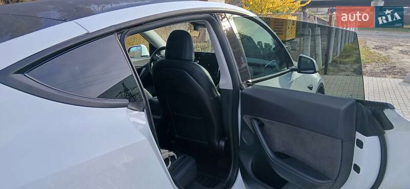 Внедорожник / Кроссовер Tesla Model Y 2020 в Хмельницком фото 45 Внедорожник / Кроссовер Tesla Model Y 2020 в Хмельницком
