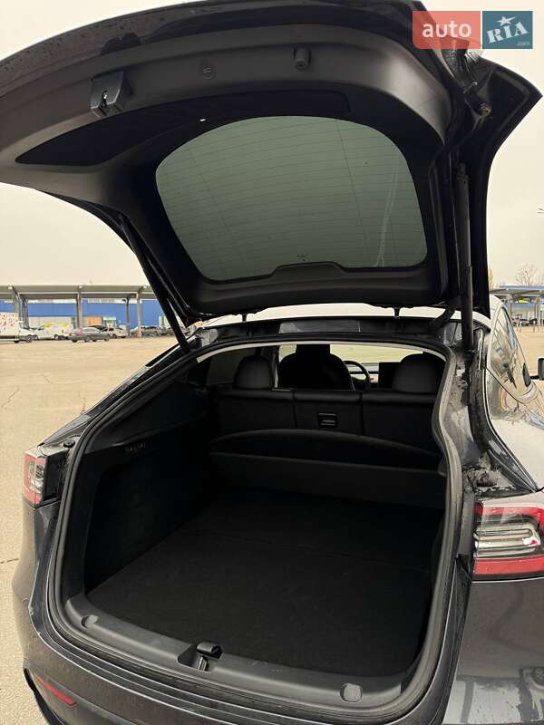 Позашляховик / Кросовер Tesla Model Y 2024 в Харкові фото 10 Позашляховик / Кросовер Tesla Model Y 2024 в Харкові