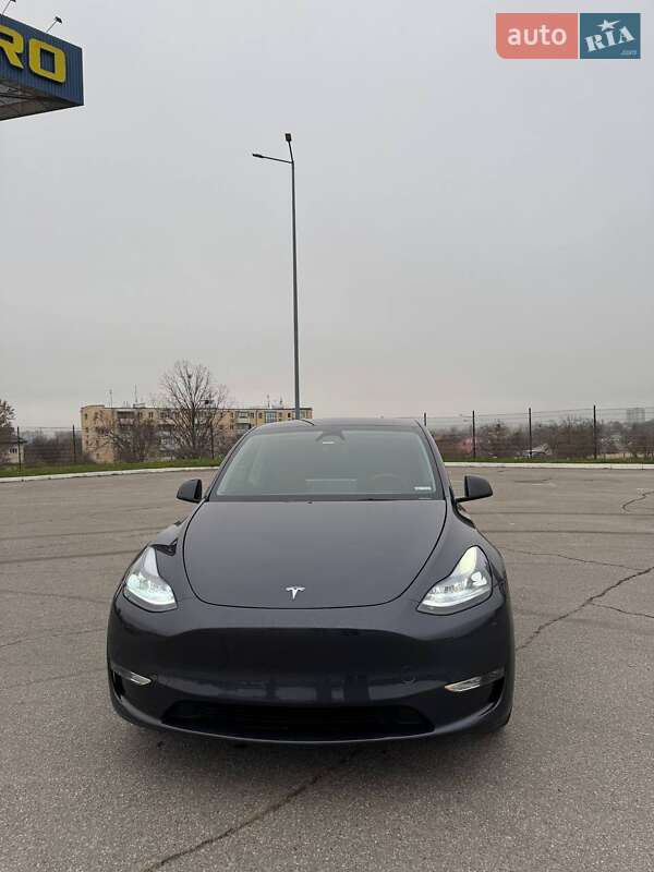 Позашляховик / Кросовер Tesla Model Y 2024 в Харкові фото 4 Позашляховик / Кросовер Tesla Model Y 2024 в Харкові