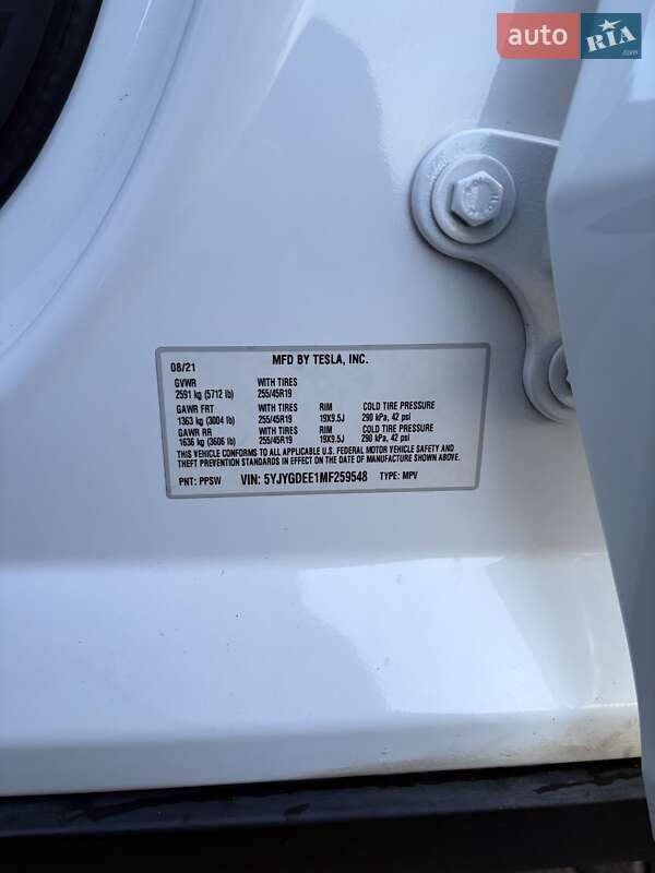 Позашляховик / Кросовер Tesla Model Y 2021 в Рівному
