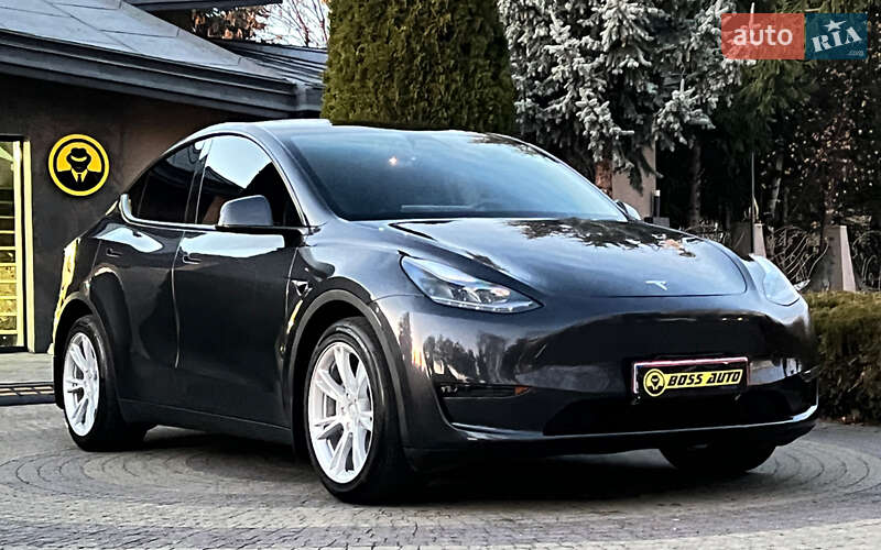 Tesla Model Y 2024 Tesla Model Y 2024