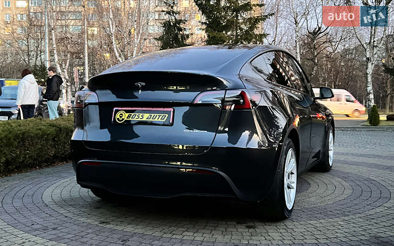Внедорожник / Кроссовер Tesla Model Y 2024 в Львове