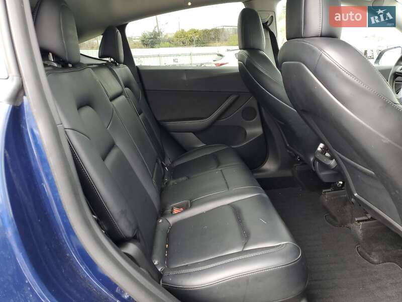 Позашляховик / Кросовер Tesla Model Y 2022 в Полтаві