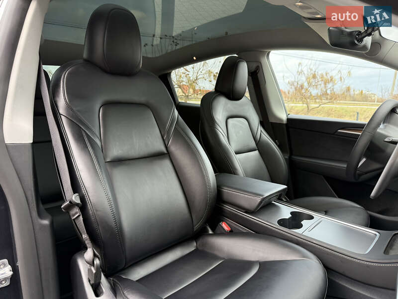 Позашляховик / Кросовер Tesla Model Y 2024 в Стрию фото 43 Позашляховик / Кросовер Tesla Model Y 2024 в Стрию