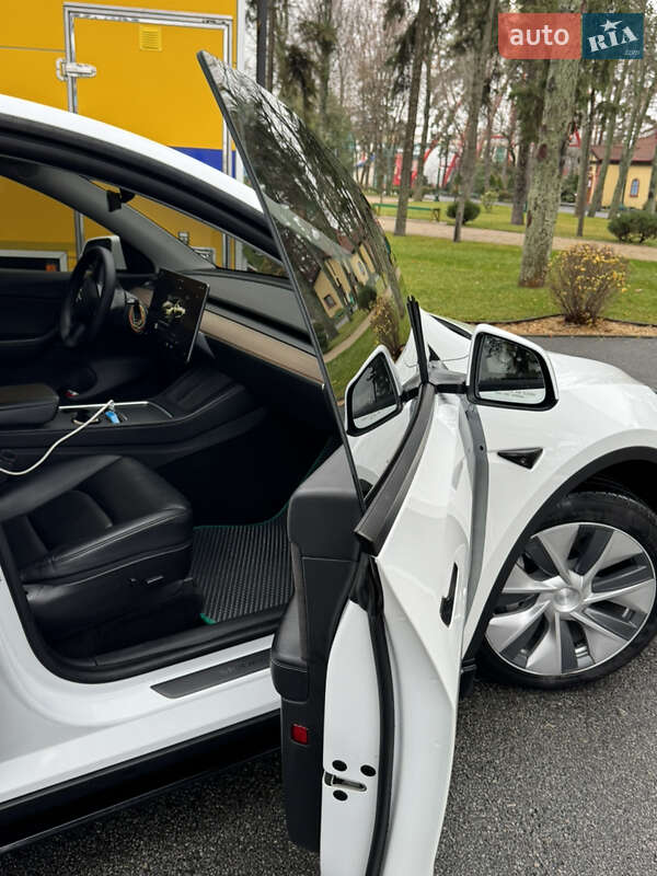 Внедорожник / Кроссовер Tesla Model Y 2022 в Харькове