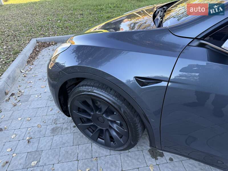Внедорожник / Кроссовер Tesla Model Y 2022 в Львове