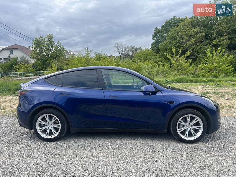 Внедорожник / Кроссовер Tesla Model Y 2022 в Ужгороде фото 4 Внедорожник / Кроссовер Tesla Model Y 2022 в Ужгороде
