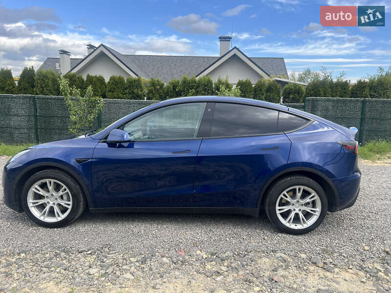 Внедорожник / Кроссовер Tesla Model Y 2022 в Ужгороде фото 5 Внедорожник / Кроссовер Tesla Model Y 2022 в Ужгороде