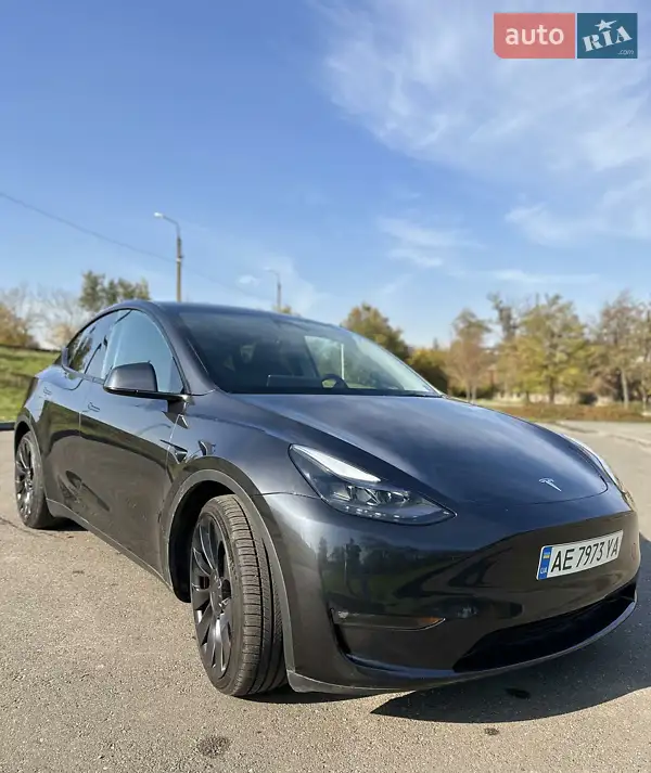 Tesla Model Y