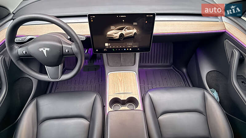 Позашляховик / Кросовер Tesla Model Y 2023 в Броварах фото 20 Позашляховик / Кросовер Tesla Model Y 2023 в Броварах