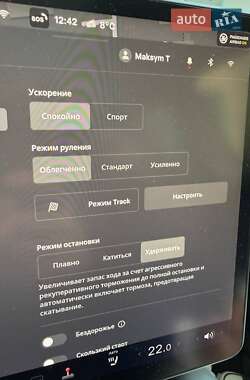 Внедорожник / Кроссовер Tesla Model Y 2022 в Киеве