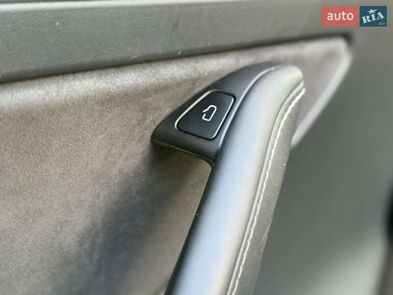 Внедорожник / Кроссовер Tesla Model Y 2023 в Харькове