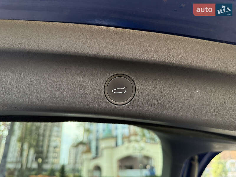 Внедорожник / Кроссовер Tesla Model Y 2023 в Харькове