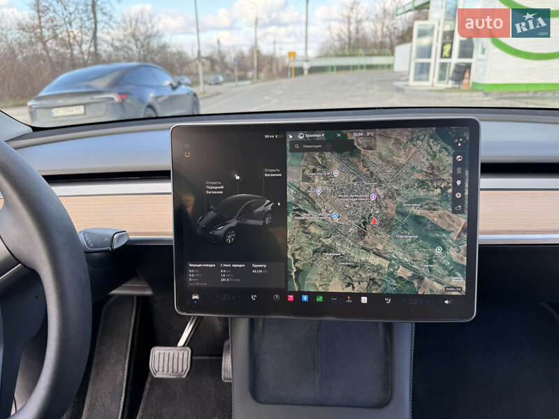 Позашляховик / Кросовер Tesla Model Y 2022 в Золочеві