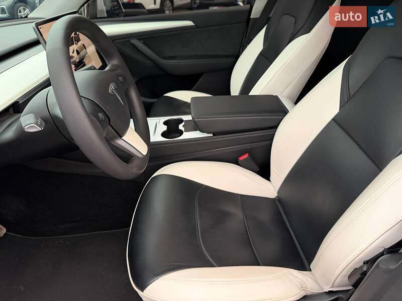 Внедорожник / Кроссовер Tesla Model Y 2023 в Харькове