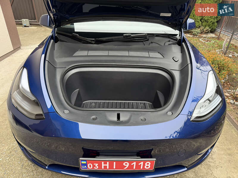 Позашляховик / Кросовер Tesla Model Y 2024 в Бучі