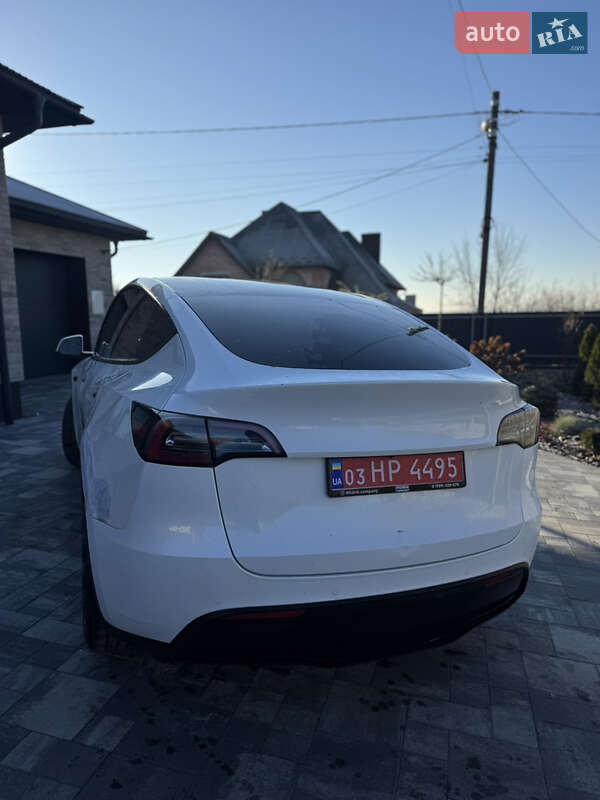 Внедорожник / Кроссовер Tesla Model Y 2021 в Тернополе
