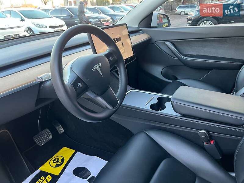 Внедорожник / Кроссовер Tesla Model Y 2022 в Ивано-Франковске