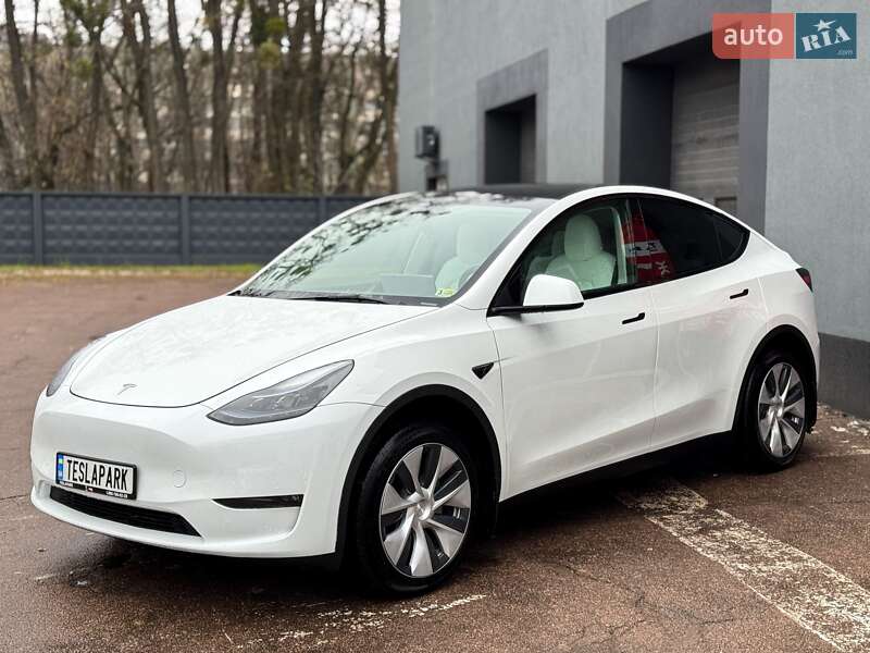 Внедорожник / Кроссовер Tesla Model Y 2024 в Киеве фото 4 Внедорожник / Кроссовер Tesla Model Y 2024 в Киеве
