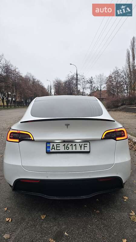 Позашляховик / Кросовер Tesla Model Y 2022 в Кам'янському