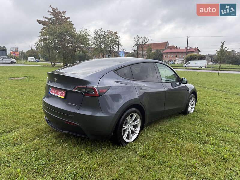 Внедорожник / Кроссовер Tesla Model Y 2023 в Львове фото 2 Внедорожник / Кроссовер Tesla Model Y 2023 в Львове