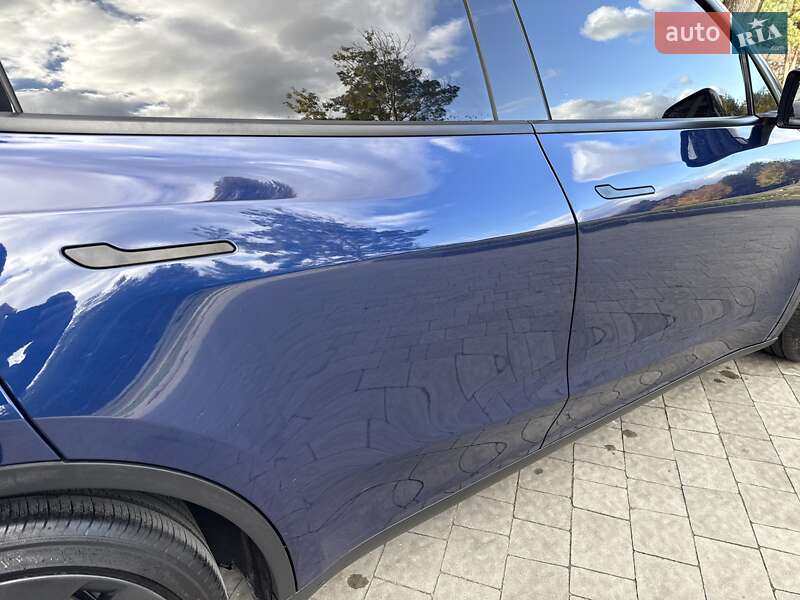 Позашляховик / Кросовер Tesla Model Y 2021 в Львові