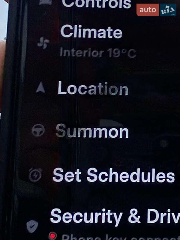 Внедорожник / Кроссовер Tesla Model Y 2023 в Ровно