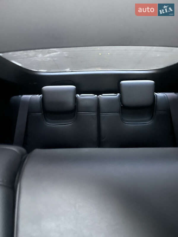 Внедорожник / Кроссовер Tesla Model Y 2022 в Луцке