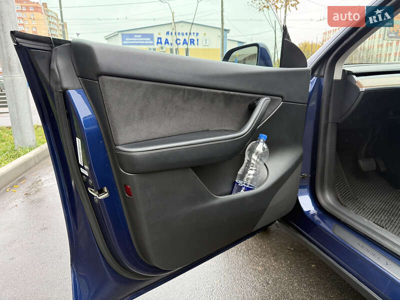 Внедорожник / Кроссовер Tesla Model Y 2022 в Виннице