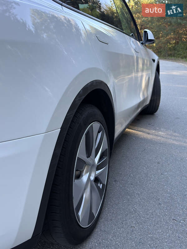 Позашляховик / Кросовер Tesla Model Y 2023 в Нетішині