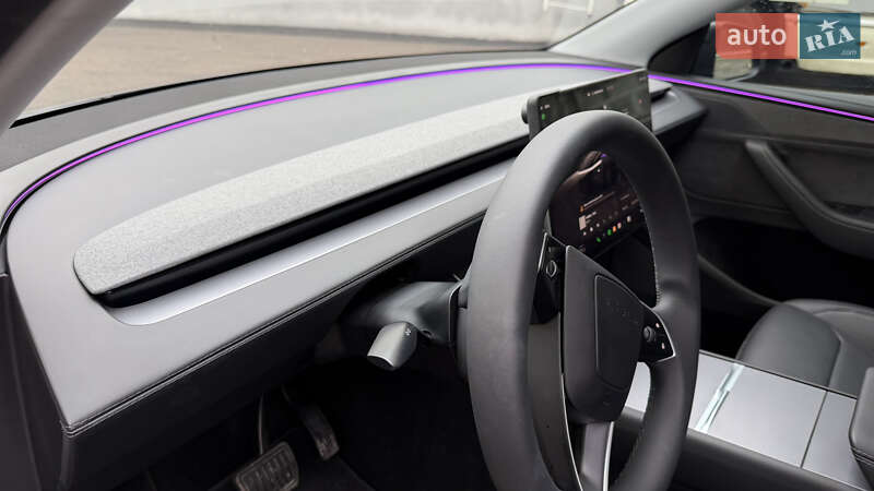 Внедорожник / Кроссовер Tesla Model Y 2025 в Киеве фото 20 Внедорожник / Кроссовер Tesla Model Y 2025 в Киеве