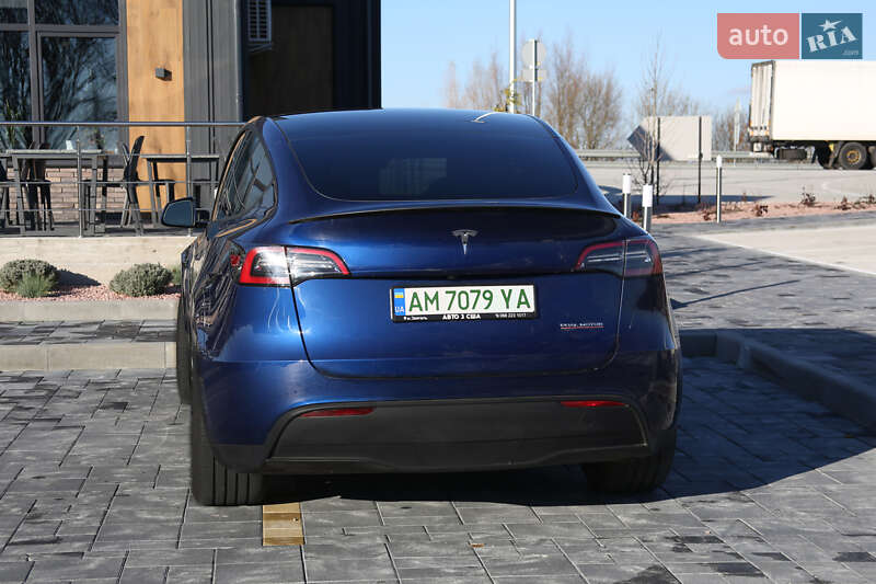 Позашляховик / Кросовер Tesla Model Y 2024 в Звягелі