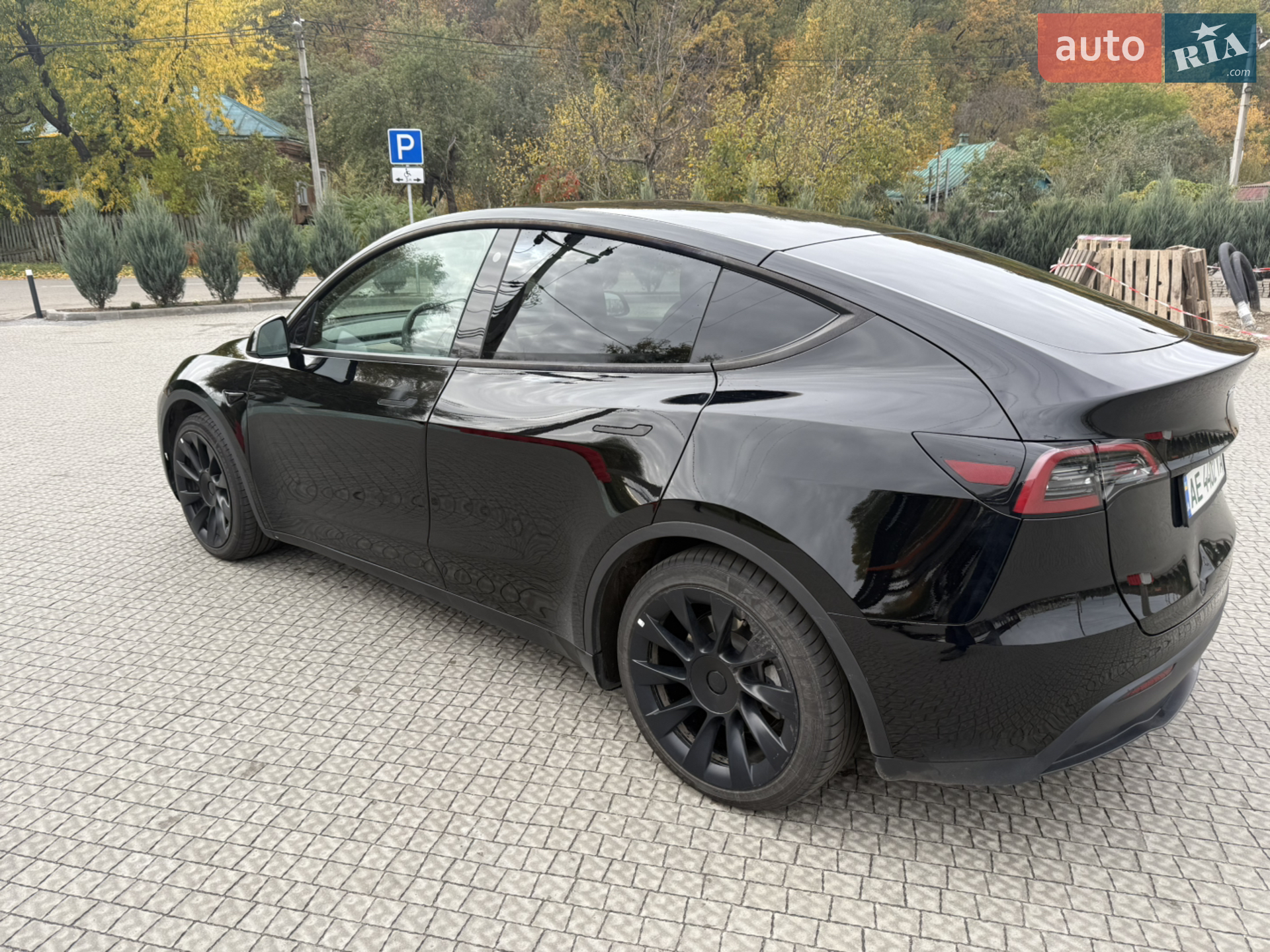 2023 Tesla Model Y - мініатюра 3
