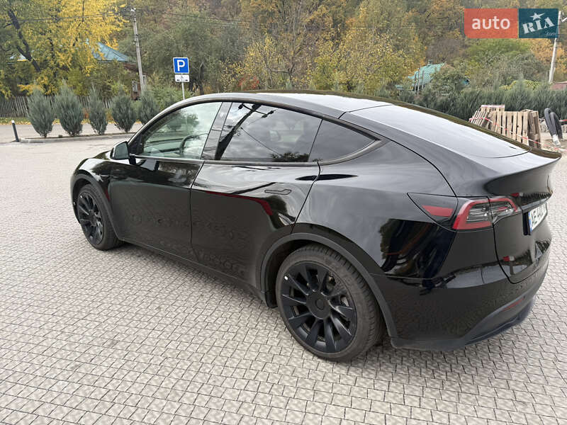 Позашляховик / Кросовер Tesla Model Y 2023 в Полтаві