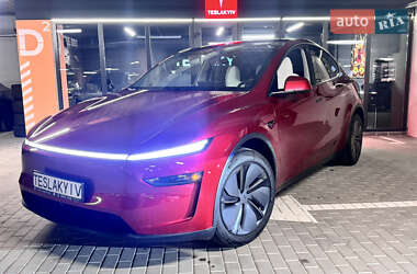 Позашляховик / Кросовер Tesla Model Y 2025 в Києві