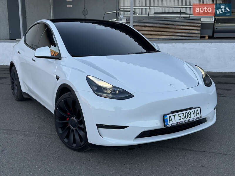 Tesla Model Y 2021