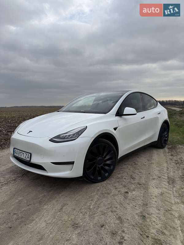 Tesla Model Y 2021