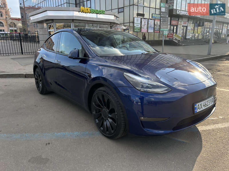 Позашляховик / Кросовер Tesla Model Y 2022 в Харкові