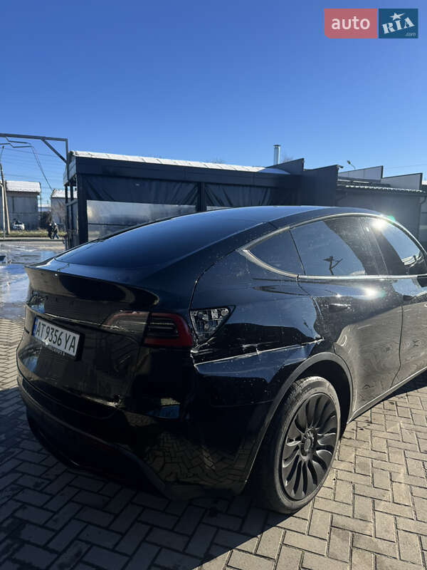 Позашляховик / Кросовер Tesla Model Y 2022 в Івано-Франківську