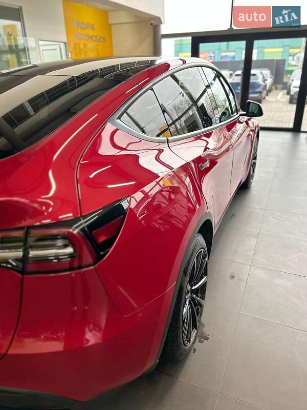 Внедорожник / Кроссовер Tesla Model Y 2020 в Тернополе