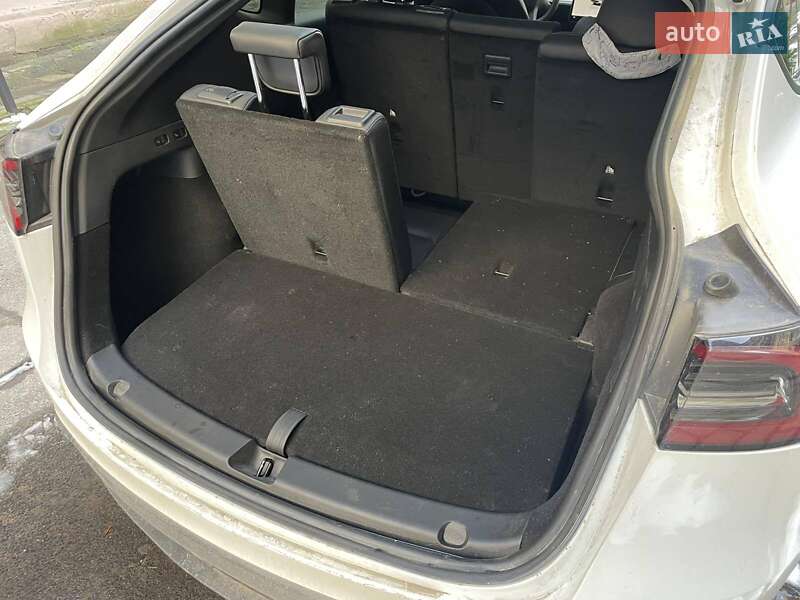 Внедорожник / Кроссовер Tesla Model Y 2022 в Львове фото 7 Внедорожник / Кроссовер Tesla Model Y 2022 в Львове