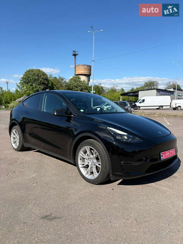 Tesla Model Y 2022 Tesla Model Y 2022