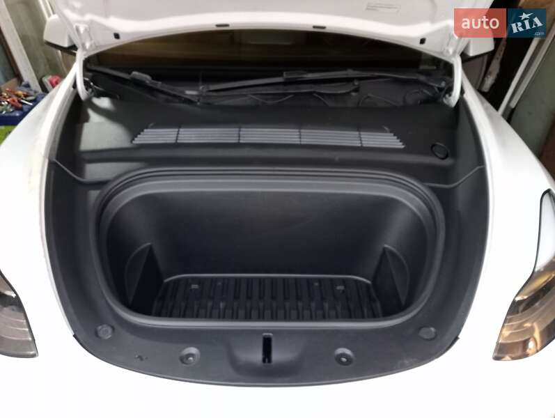 Внедорожник / Кроссовер Tesla Model Y 2022 в Шепетовке