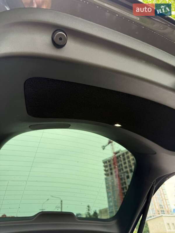 Внедорожник / Кроссовер Tesla Model Y 2022 в Тернополе